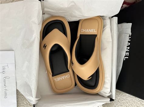 chanel flip flops price.